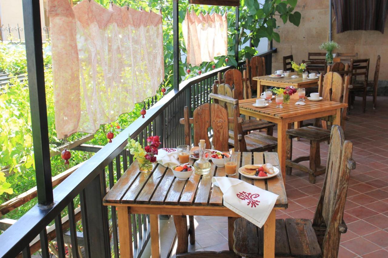 Silk Road Hotel Yerevan Exterior photo