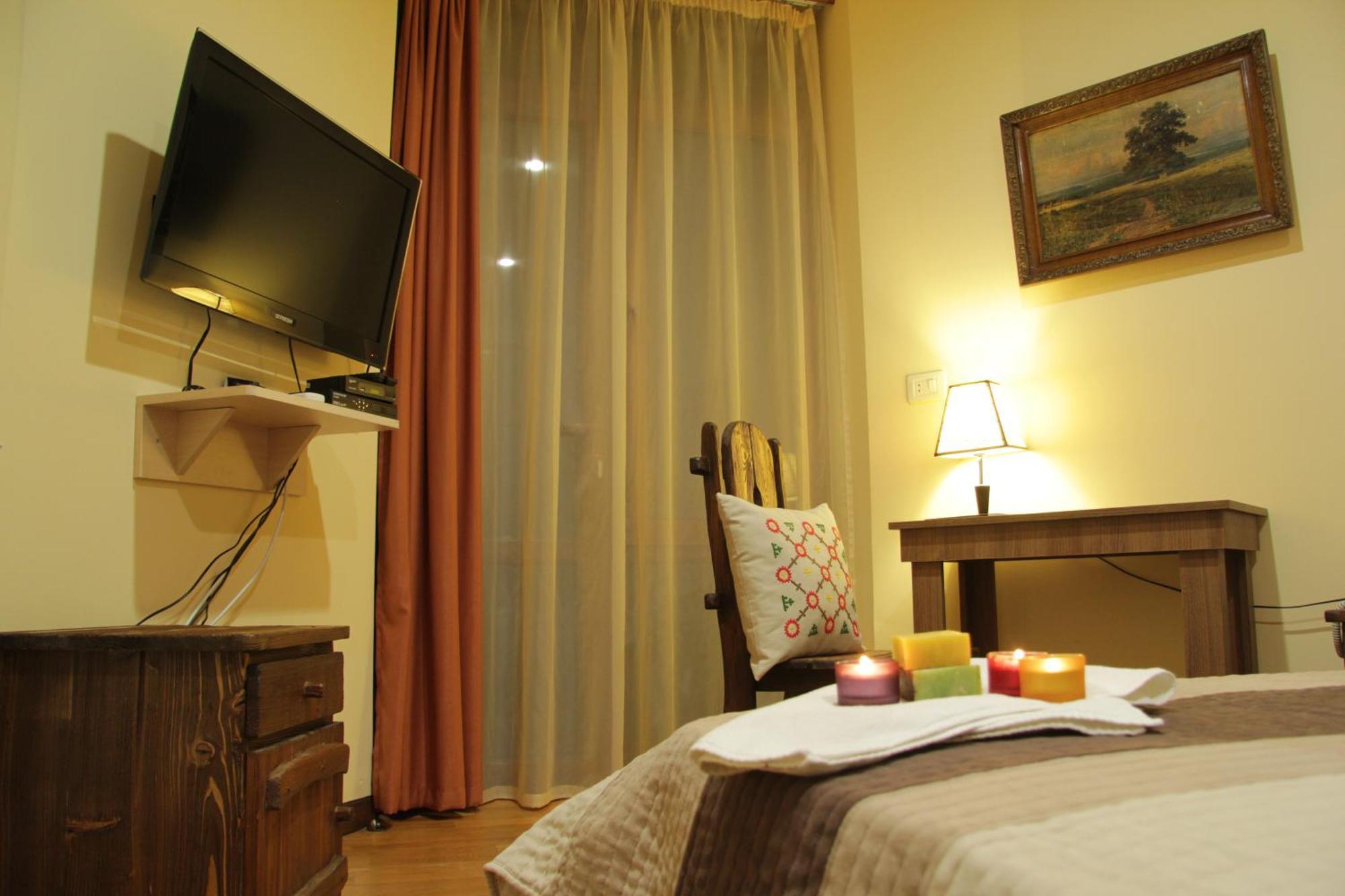 Silk Road Hotel Yerevan Exterior photo