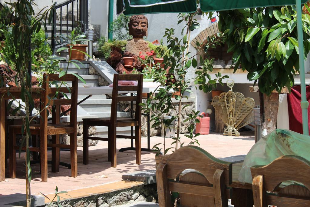 Silk Road Hotel Yerevan Exterior photo